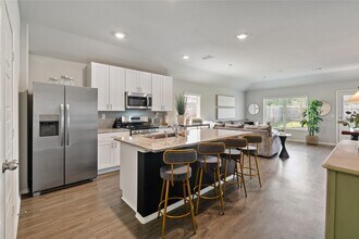 Building Photo - 534 Dalloway St