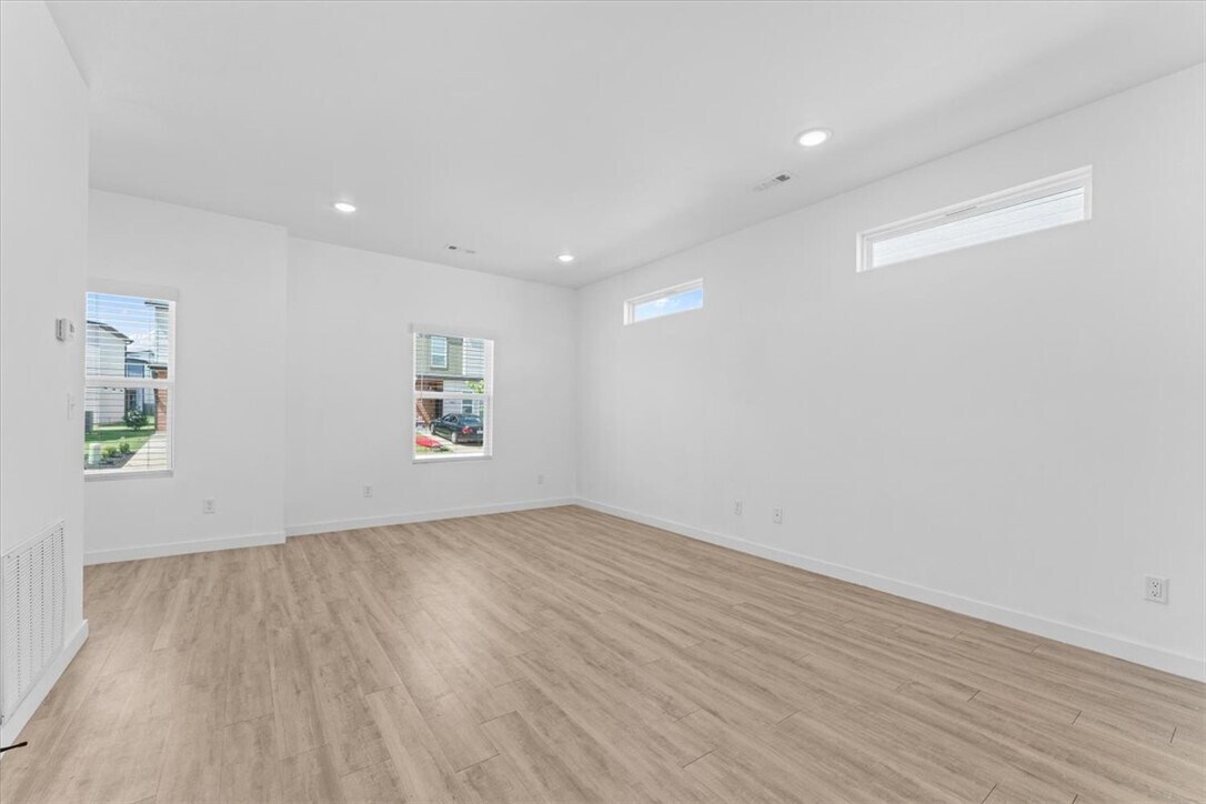 Foto del edificio - 941 Ventnor Ave