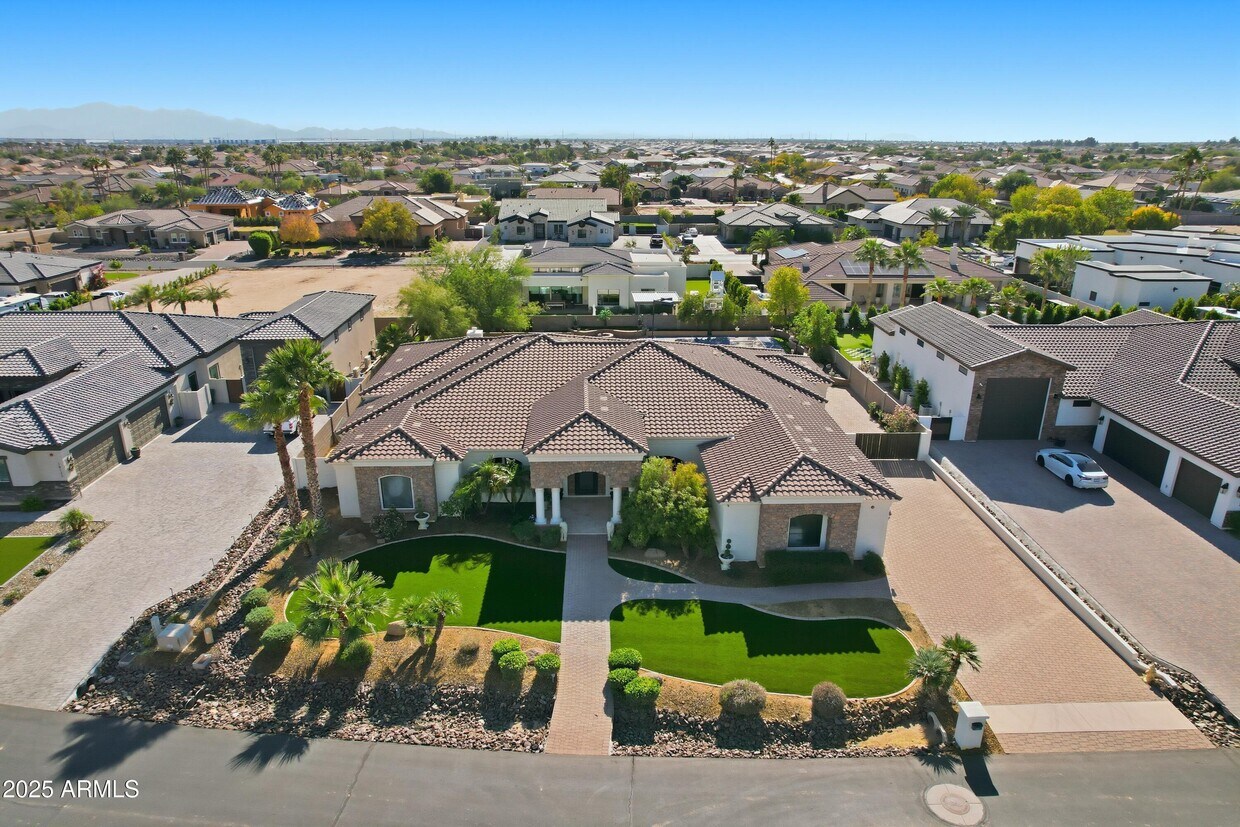 Foto principal - 18131 W Palo Verde Ct