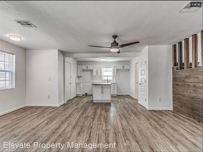 Building Photo - 3 br, 2.5 bath House - 1400 NW 92nd