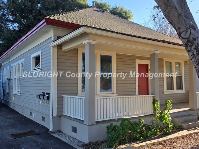 Building Photo - AVAILABLE NOW - 1 Bed + Den / 2 Bath Downtown SLO Home