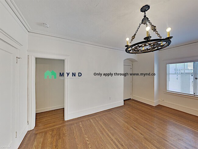 Building Photo - 1 br, 1 bath  - 1519 Walnut St Apt 5