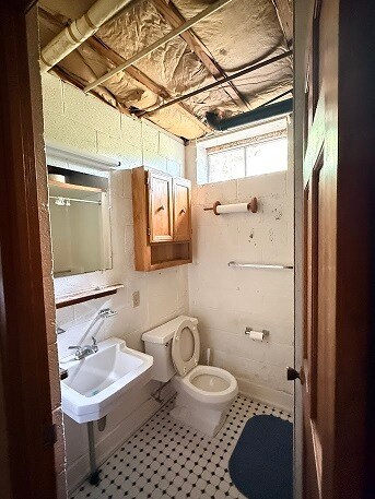Building Photo - 19410 Oakwood Ln