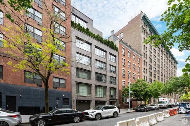 Foto del edificio - 316-318 E 22nd St
