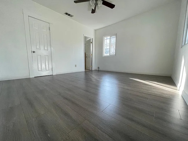 Foto del edificio - 3831 Drysdale Ave