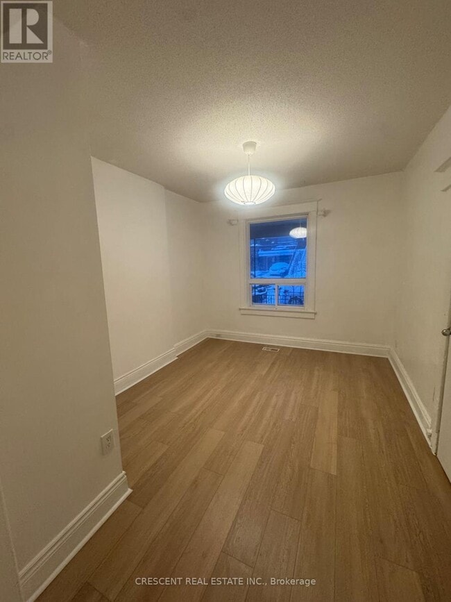 Building Photo - 1057 Davenport Rd