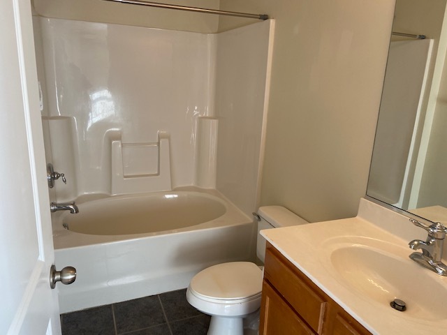 Bathroom one - 2421 Eagle Creek Ct