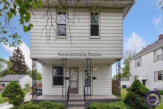 Building Photo - 1310 Almon Ave