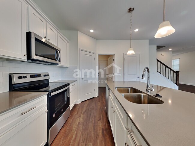 Foto del edificio - 509 Plumeria Ln