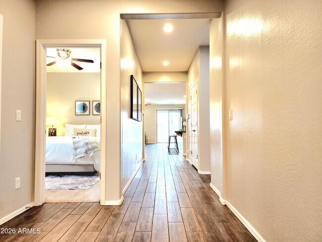 Foto del edificio - 5256 W Leodra Ln