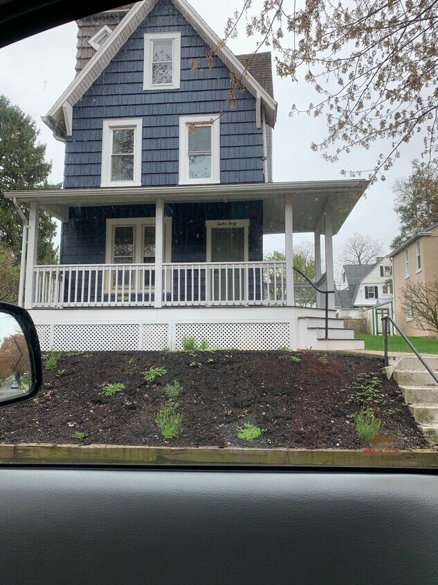 Primary Photo - 1240 Delaware Ave