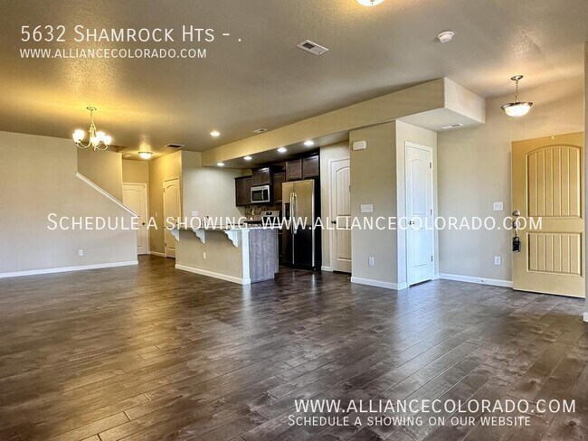 Building Photo - 5632 Shamrock Heights