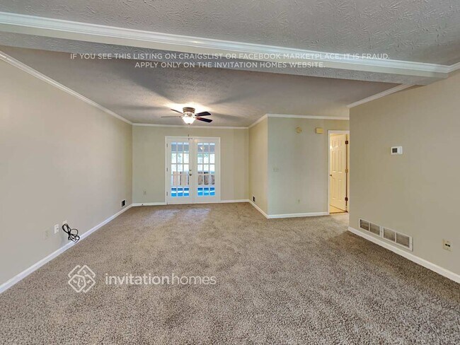 Foto del edificio - 2536 Ashworth Lake Rd