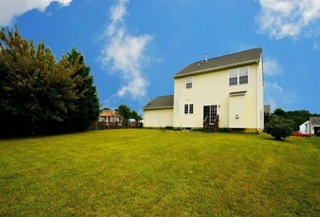 Foto del edificio - 6501 Hot Spring Ln