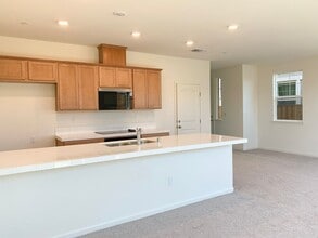 Building Photo - 2240 Gladiola Dr