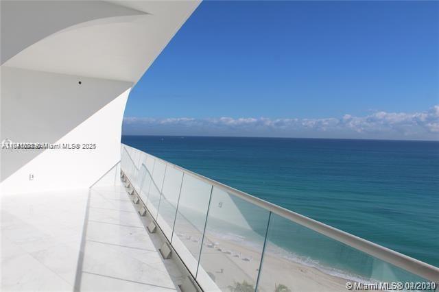 Foto del edificio - 16901 Collins Ave