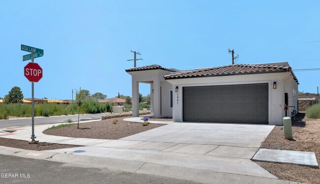 Foto del edificio - 5981 Ruidoso Downs St