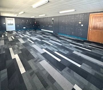 Building Photo - 1323 Everest Ave