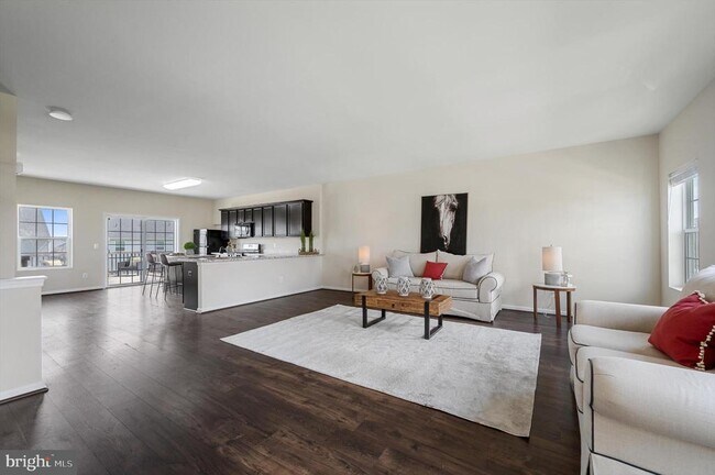 Foto del edificio - 203 Starry Way Dr