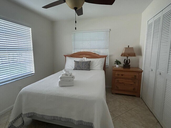 Foto del edificio - 13810 Yarmouth Dr