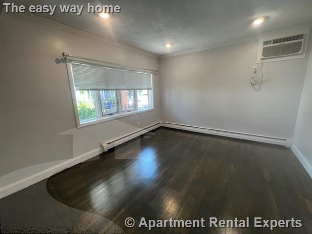 Foto del edificio - Huge Tufts/ Teele Sq 2+ BR * Study * Free ...