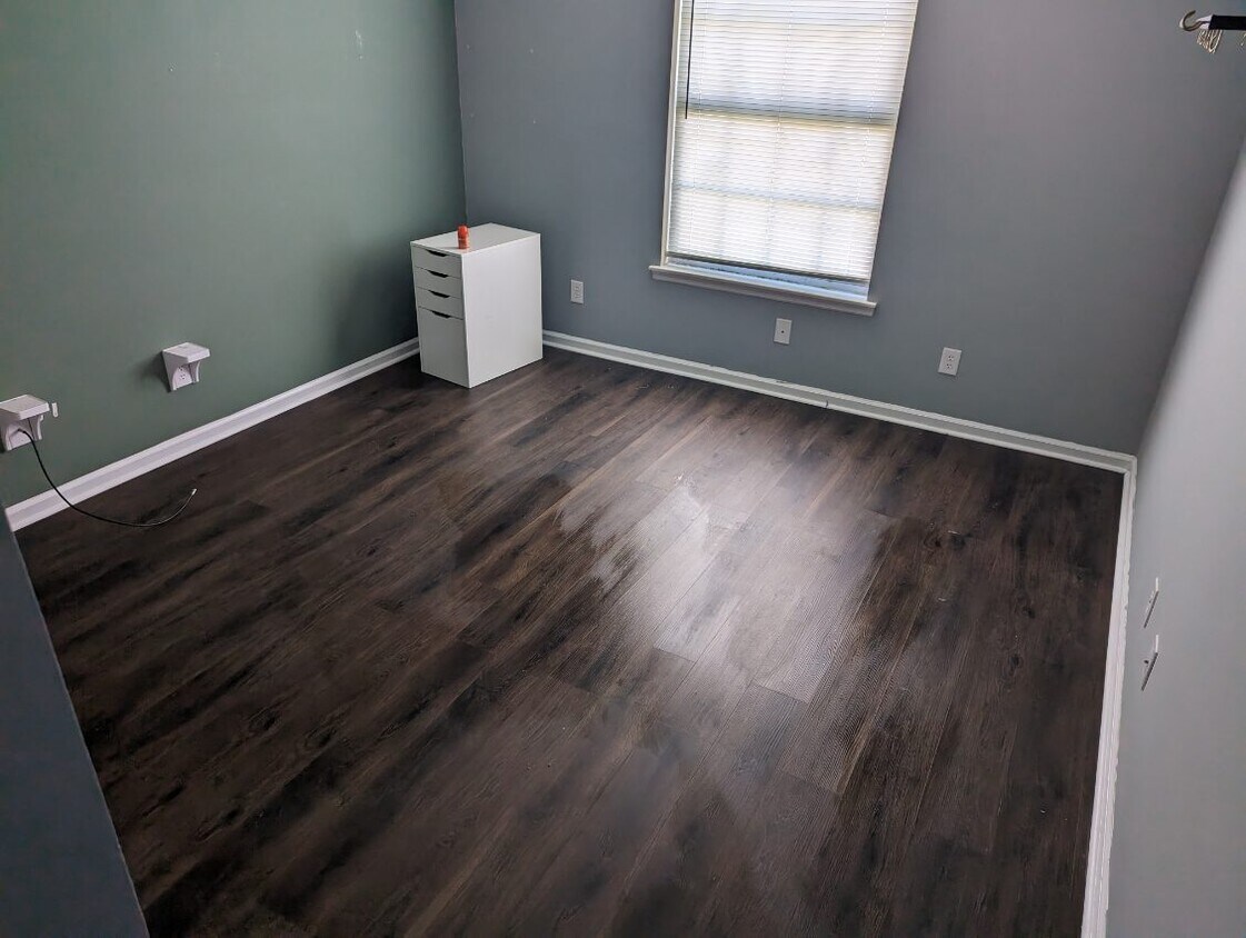 Foto principal - 222 Lanier Dr