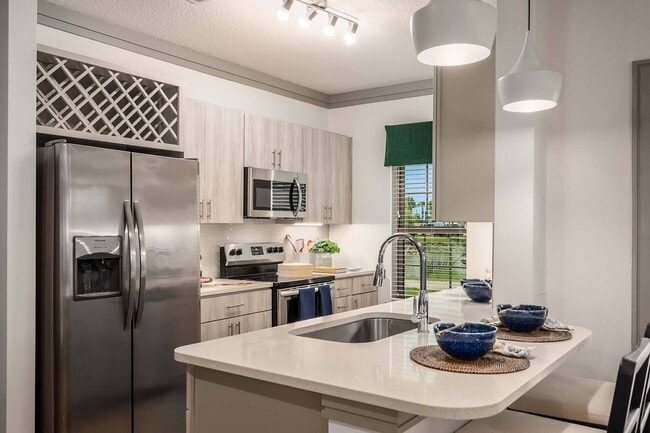 Foto del edificio - Botanic Waterside Apartments at Lakewood Ranch