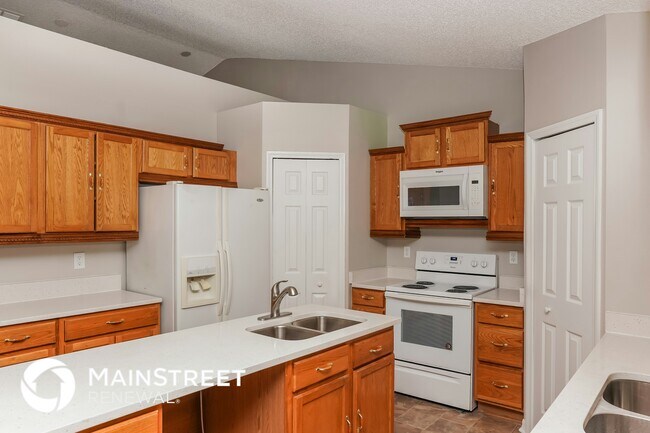 Foto del edificio - 1394 Gillott St NW