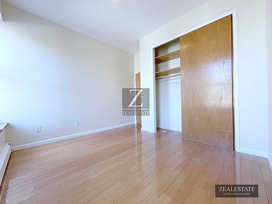 Foto del edificio - 688 Union St