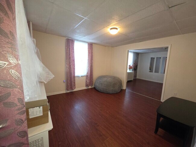 Foto del edificio - 604 N Indiana Ave