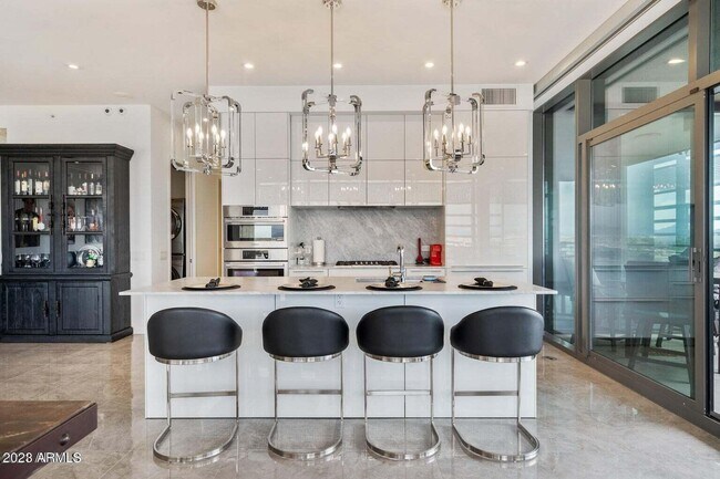 Foto del edificio - 7120 E Kierland Blvd
