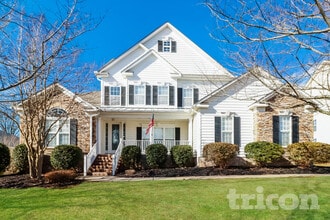 Building Photo - 619 Harrison Dr NW