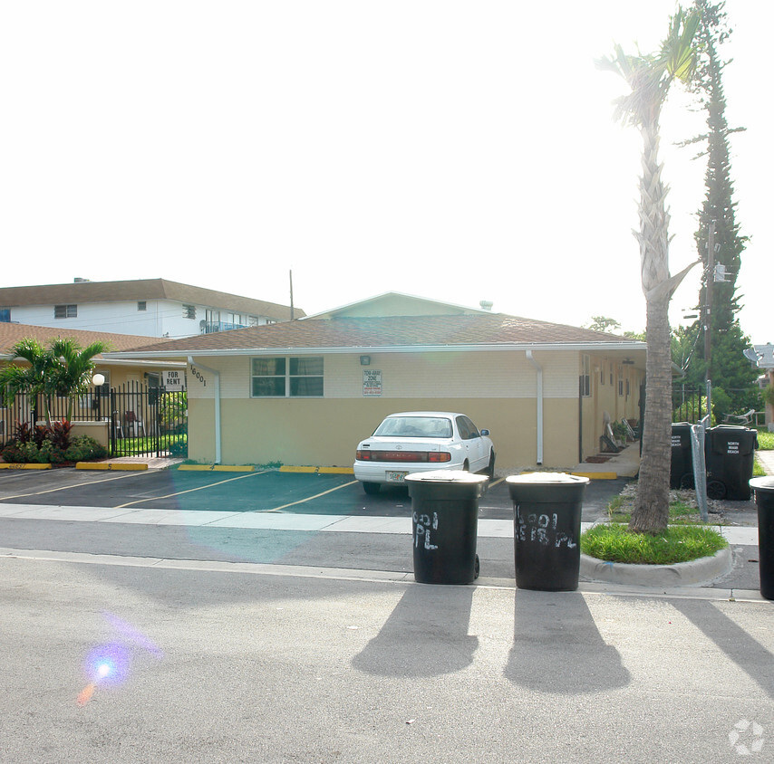 Gulfstream Apartments - Apartments in North Miami Beach, FL ...