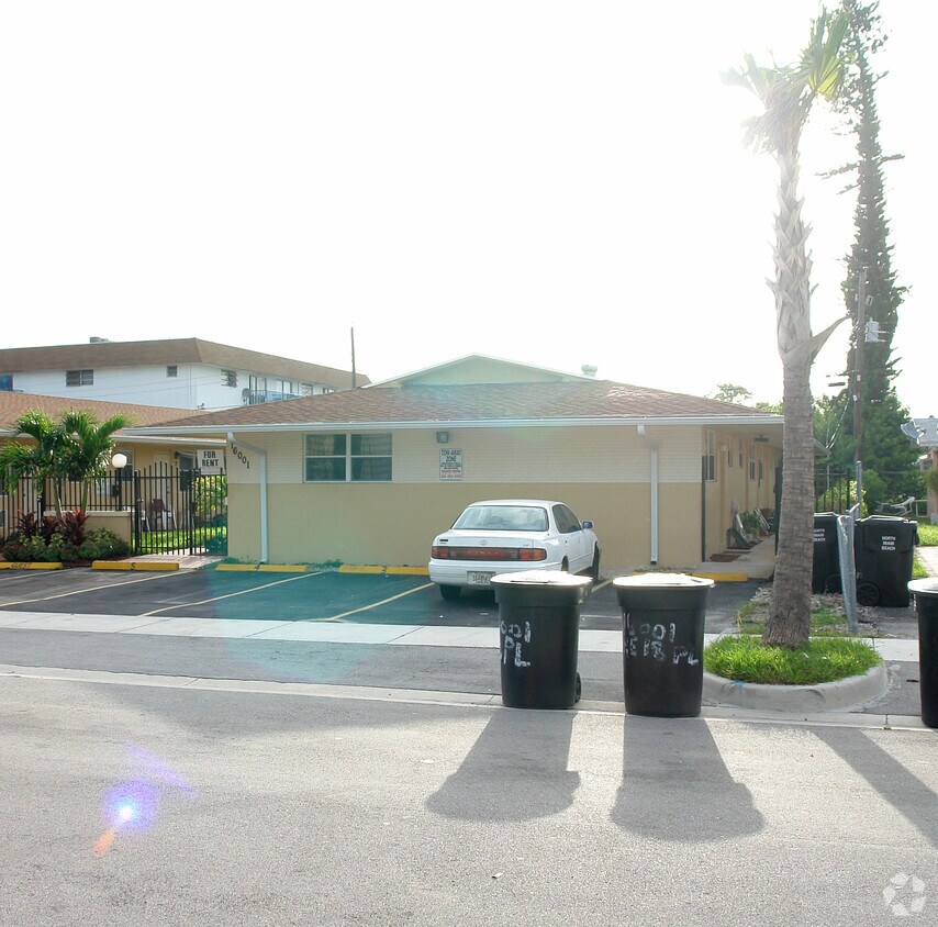 Foto del edificio - Gulfstream Apartments