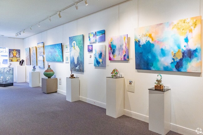 Gallery 14 has been proudly celebrating art in Vero Beach for 17 years.