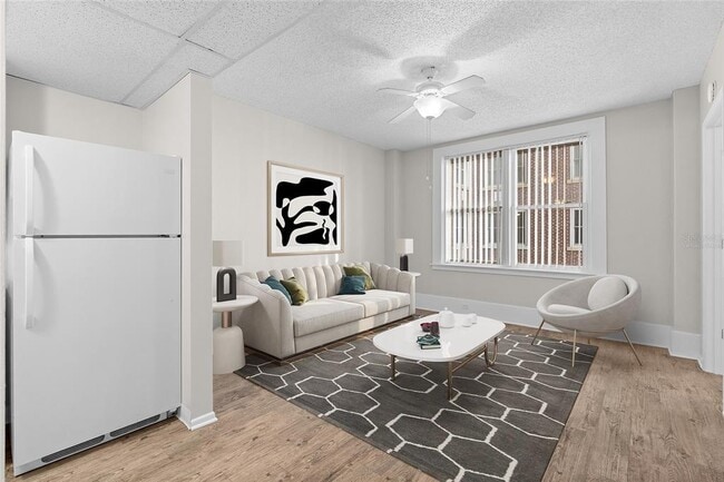 Foto del edificio - 411 1st Ave N