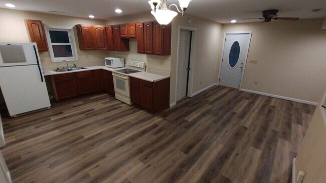 Foto del edificio - 12516 N 1035th St