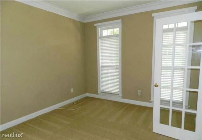 Building Photo - 1225 Whitetail Dr