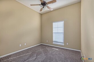 Building Photo - 5610 Alexandria Dr