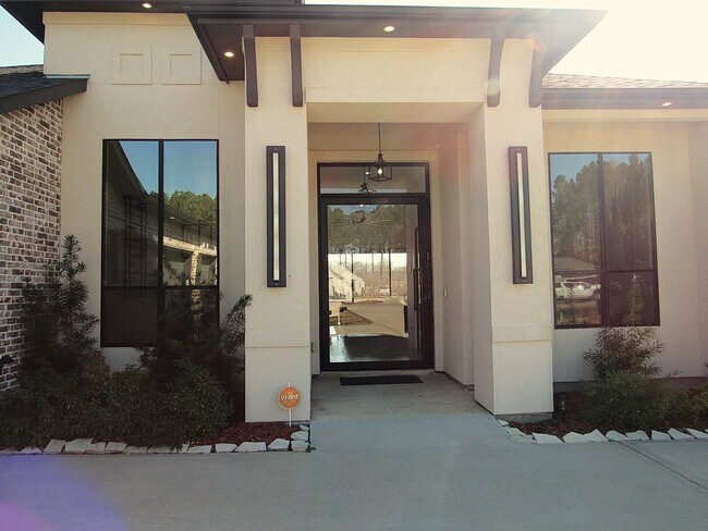 Foto del edificio - Resort Like Living in a Country Setting