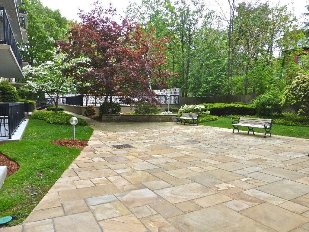 101 Monmouth St, Brookline, MA 02446 Apartments in Brookline, MA