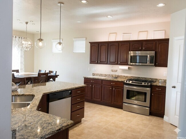 Foto del edificio - 5193 Fox Hollow Way