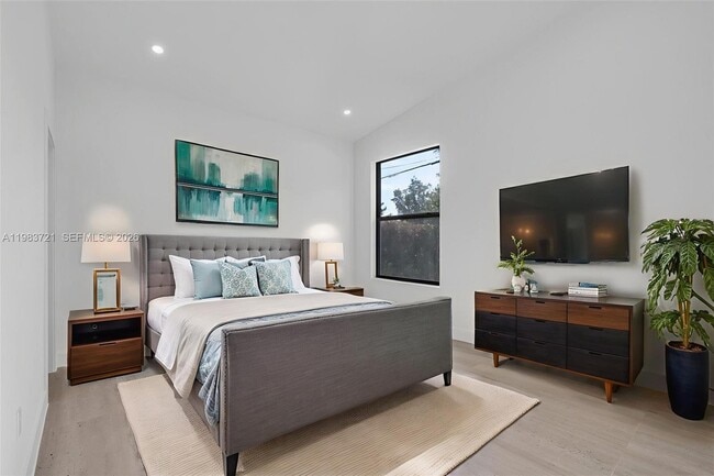 Photo - 3905 SW 5th St House