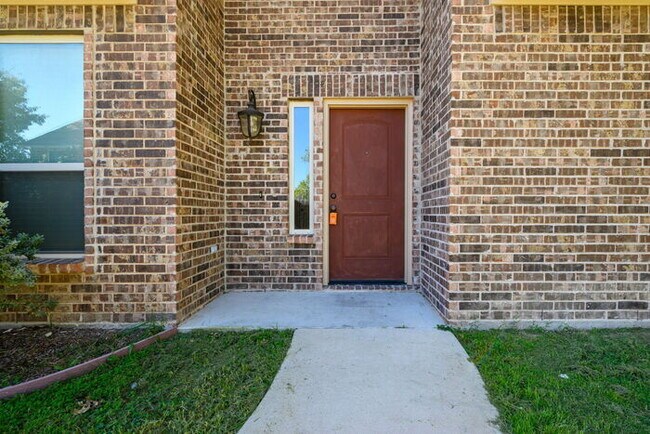 Foto del edificio - 4904 Ridglea Hills Court