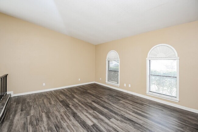 Foto del edificio - 7609 Xavier Dr