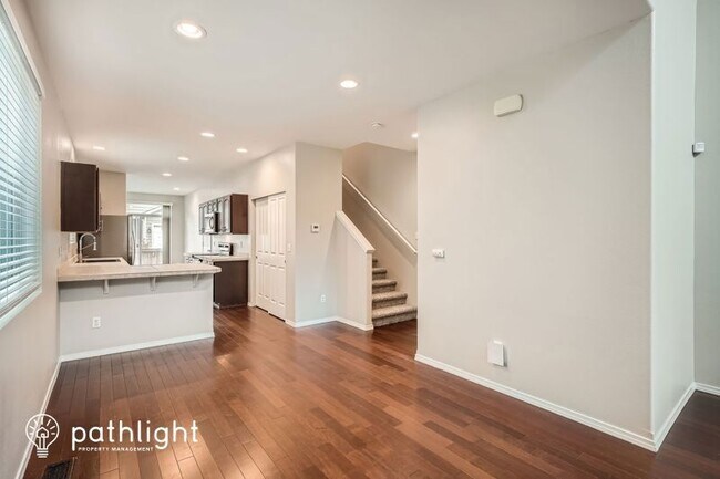 Foto del edificio - 5512 Summerwalk St SE