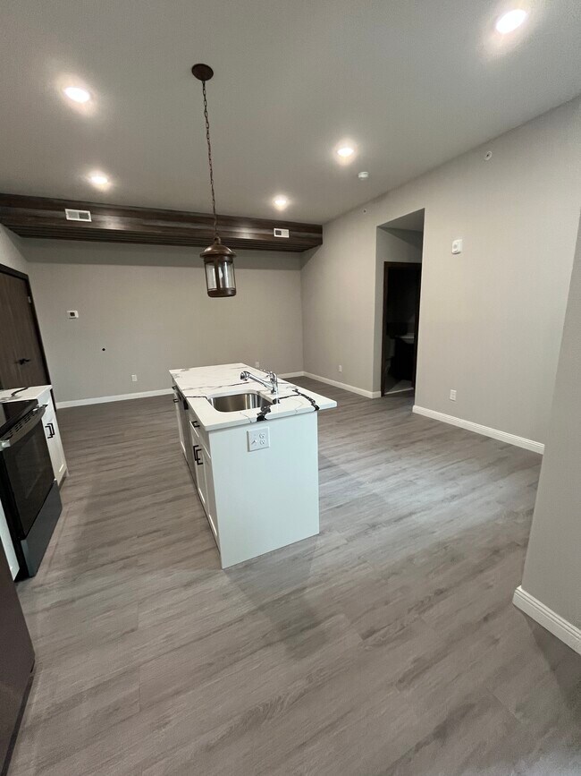 Foto del edificio - MODERN WEST LOFTS