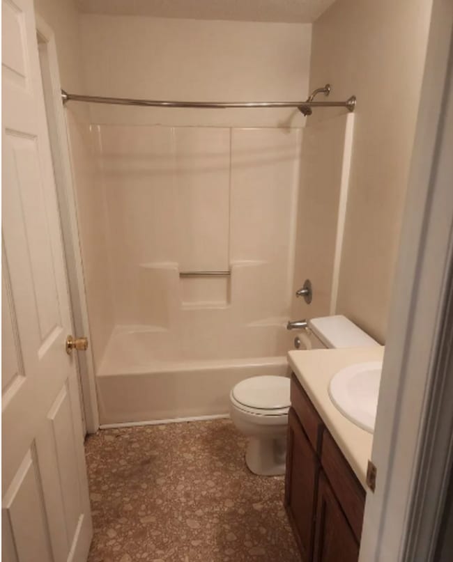 4110 Sedgewood Dr Unit 205, Raleigh, NC 27612 Room for Rent in Raleigh, NC