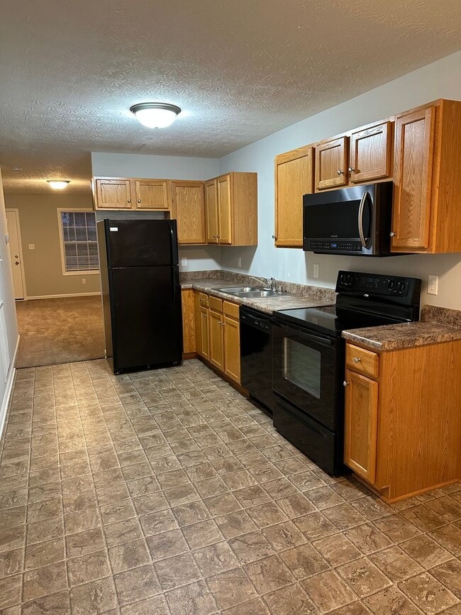 Building Photo - Upper Stone Apartments