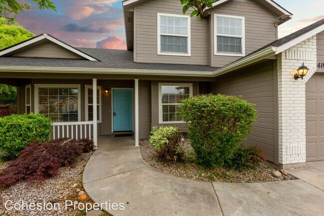Foto del edificio - 4 br, 2.5 bath House - 4195 E English Dr